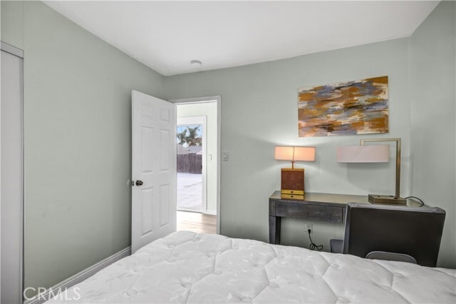 Building Photo - 12811 Oaks Ave