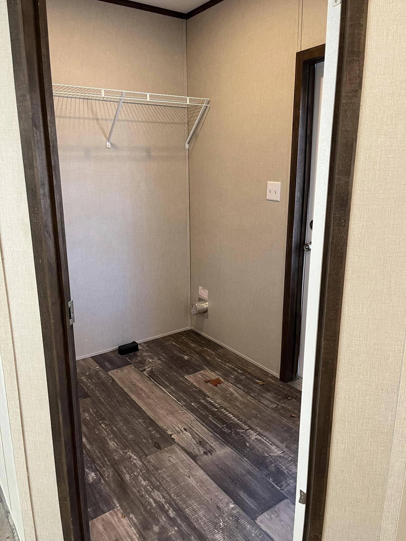 Building Photo - 107 Toledo St