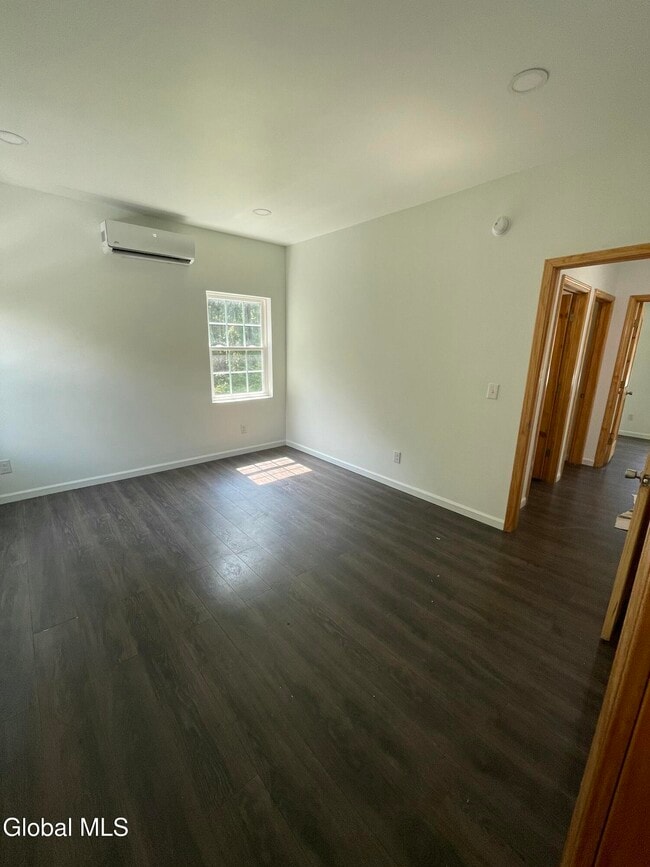Building Photo - 4282 NY-50