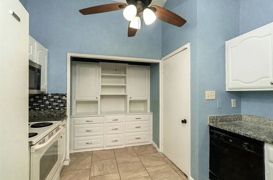 Building Photo - 3207 Forest Creek Dr