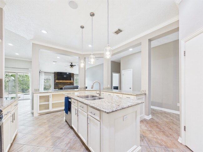 Building Photo - 4819 10 Sleep Ln