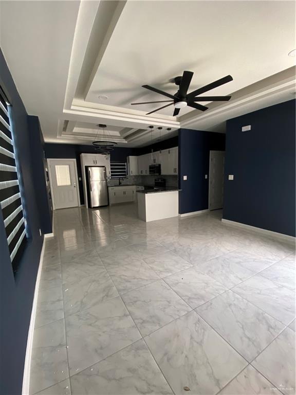 Building Photo - 16 Angelina Dr