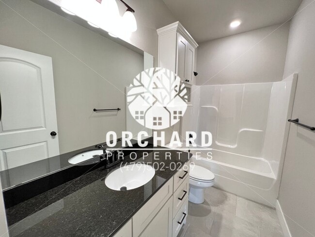 Building Photo - Single-Family Home- Beautiful 4 Bed Westmi...