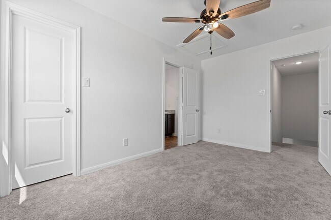 Building Photo - 9915 Opal Stone Wy