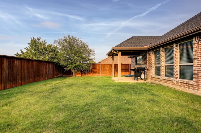 Building Photo - 2691 Costa Mesa Dr