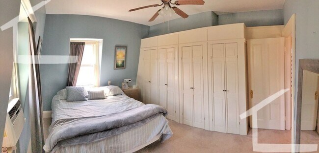 Building Photo - Gorgeous Townhouse in Quincy Avail 9/1
