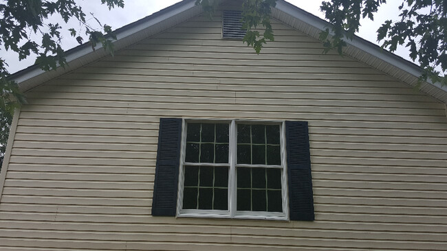 Building Photo - 00000 Folly Ln
