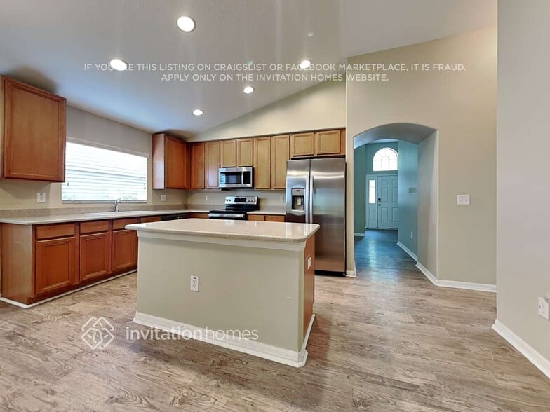 Building Photo - 12048 Fall Creek Ct