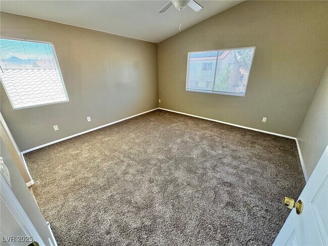 Building Photo - 9001 Haviland Rd