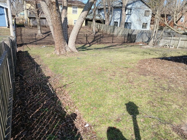 Building Photo - 1388 Gardina Vista