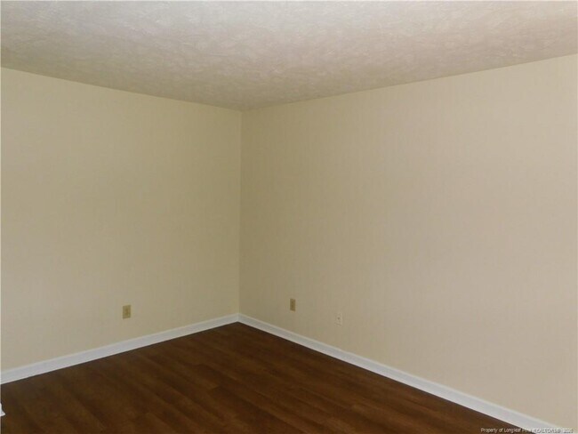 Building Photo - 5878 Aftonshire Dr