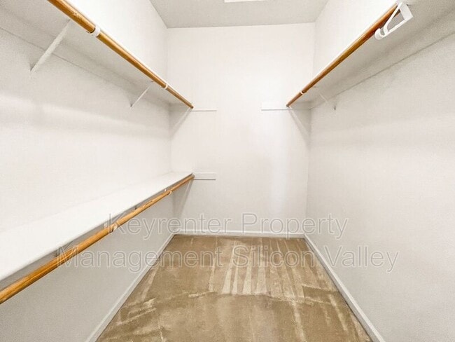 Building Photo - 603 Morning Star Dr