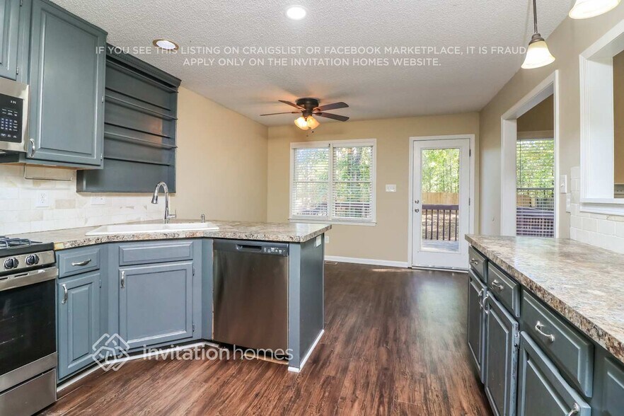 Building Photo - 4034 Dream Catcher Dr