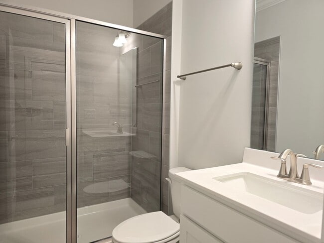 Building Photo - Brand New 4 Bedroom 3 Bathroom Single Fami...