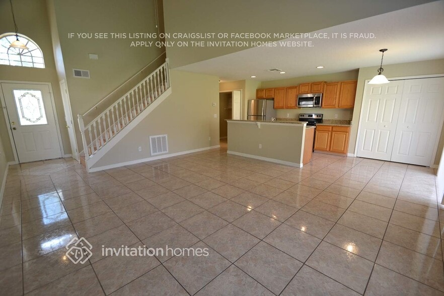Building Photo - 2159 Heathwood Cir