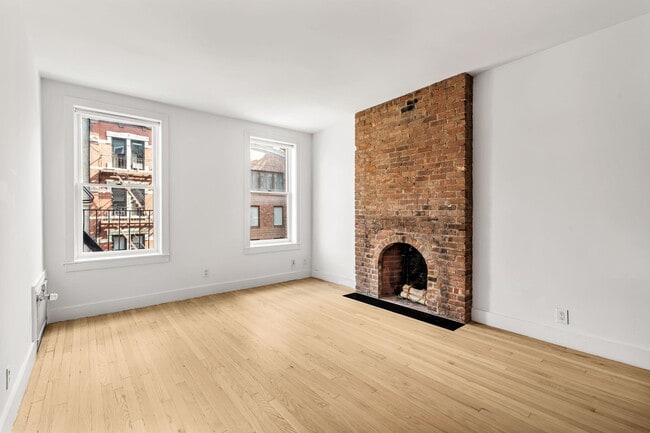 Building Photo - 234 W 20th St