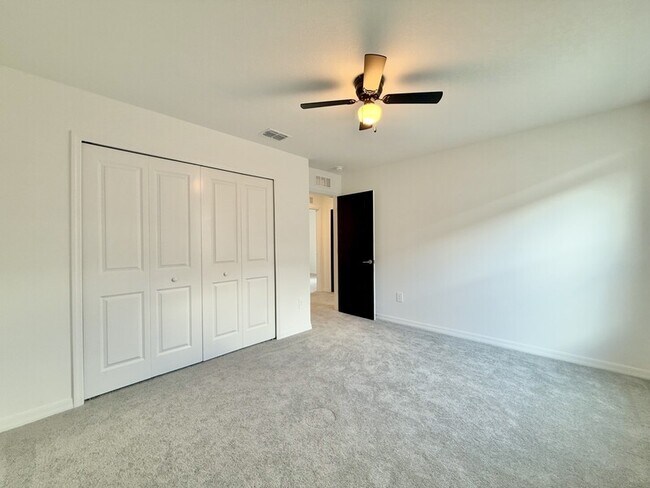 Building Photo - 3521 Great Pk Ct