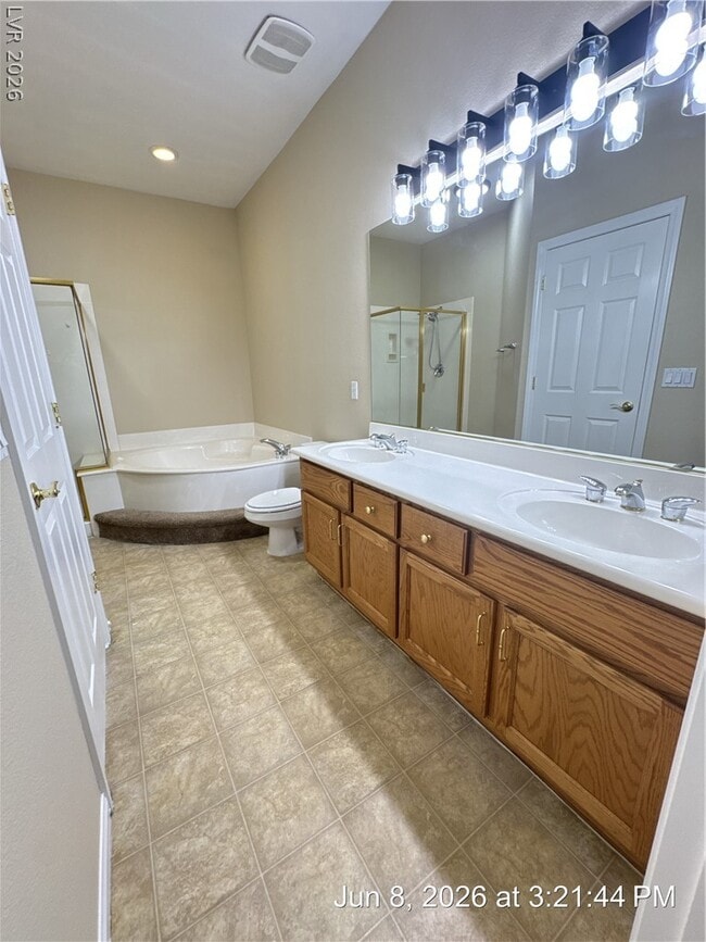Building Photo - 10876 Fishers Island St