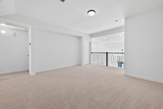 Building Photo - 3238 Kindred Wy