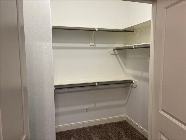 Building Photo - 504 Nursery Rd