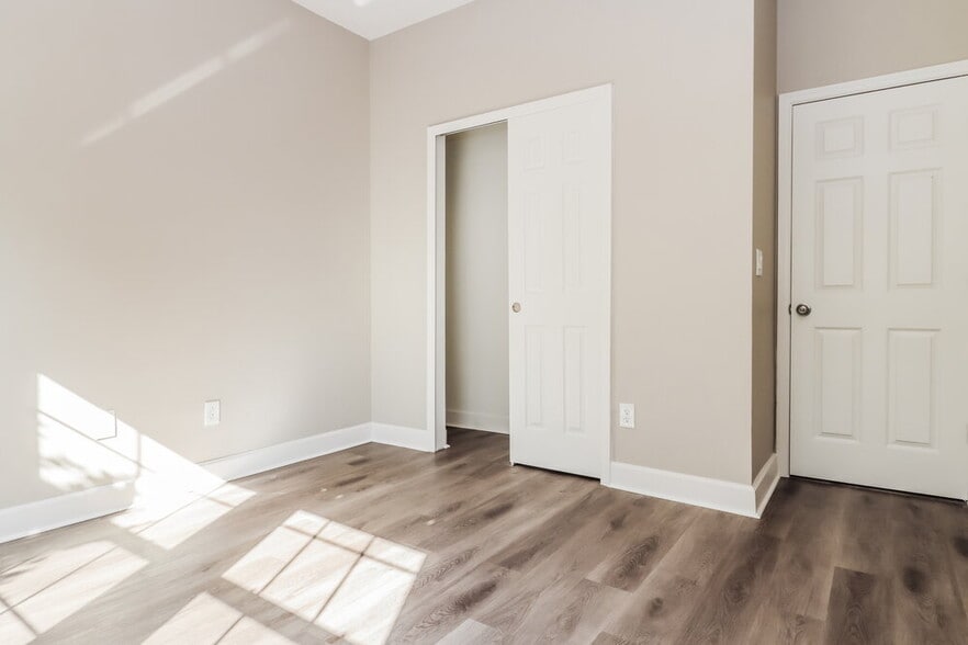 Building Photo - 919 Fern Leaf Dr