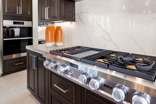 Building Photo - 75213 Hancock Pl