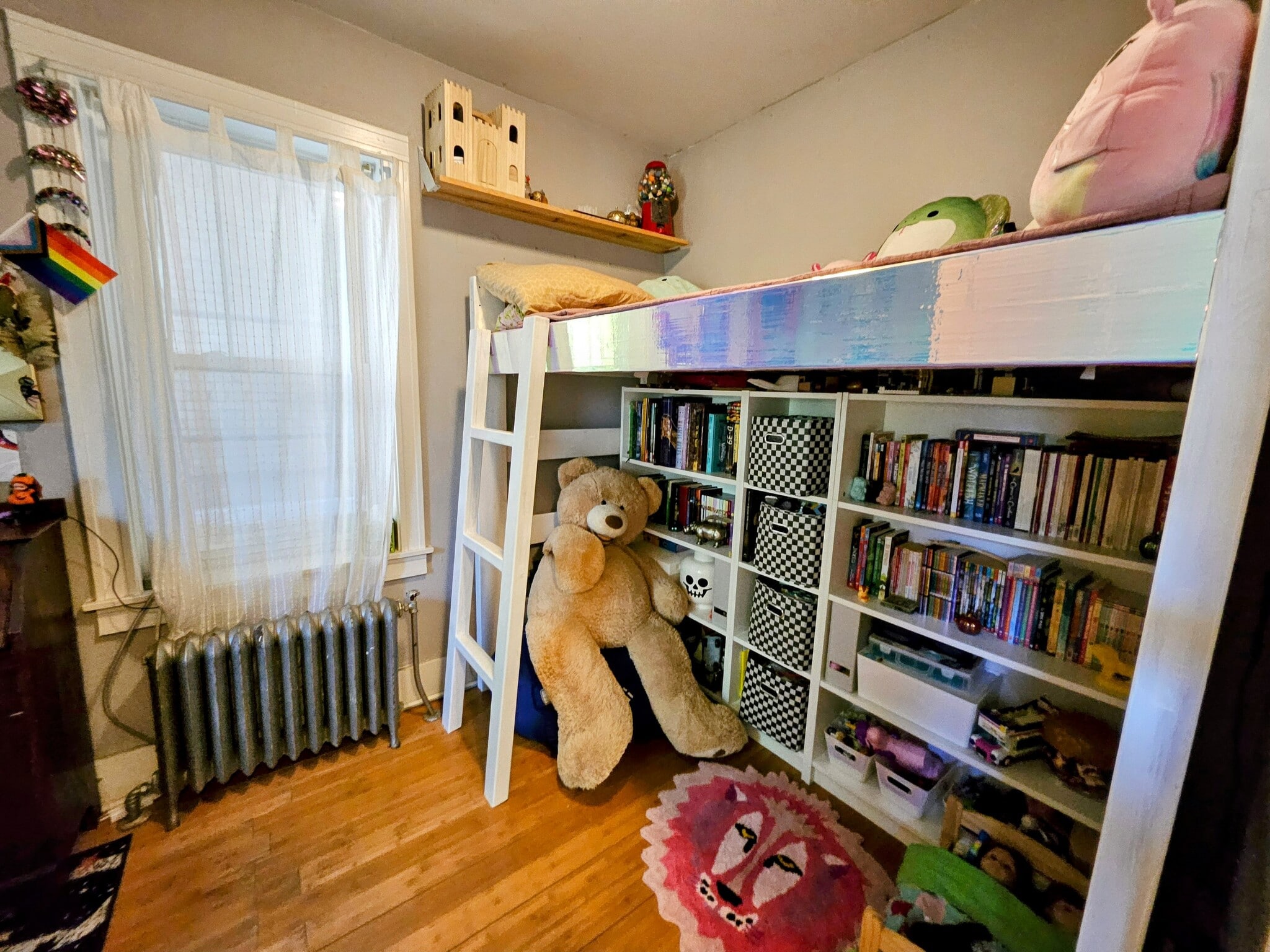 Building Photo - 2622 N Stowell Ave