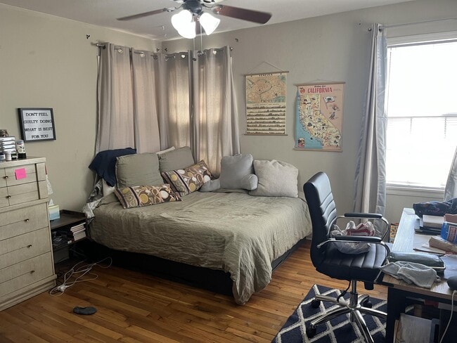 Building Photo - 3303 28th St