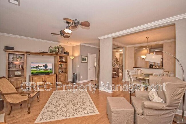 Building Photo - 3639 Bagley Dr