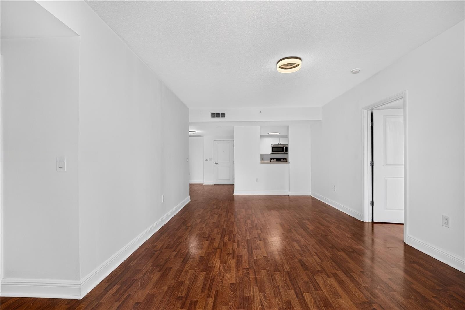 Building Photo - 1250 S Miami Ave
