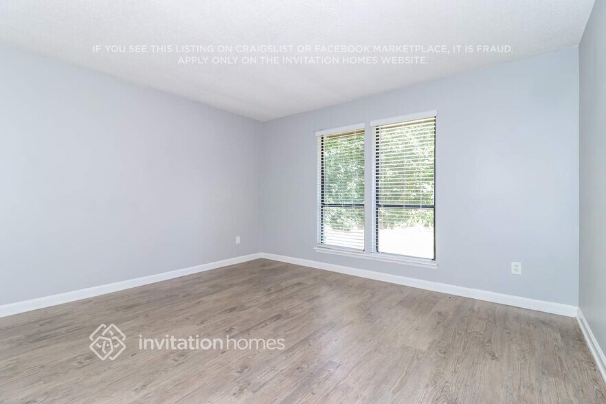 Building Photo - 450 Padens Chase Ct