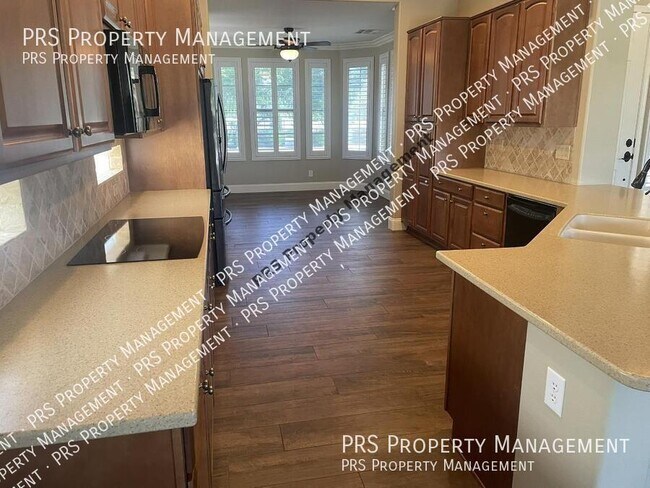 Building Photo - 4626 E Blue Spruce Ln
