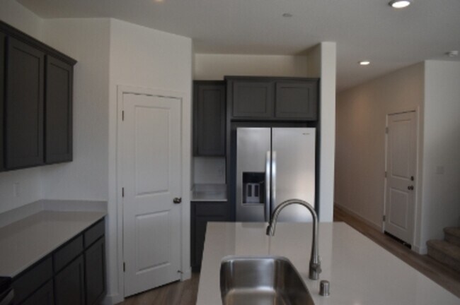 Building Photo - 4636 Sami Jo Dr