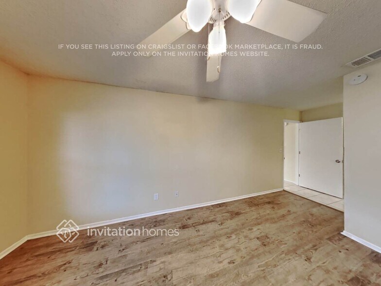 Building Photo - 2625 Orangewood Ct