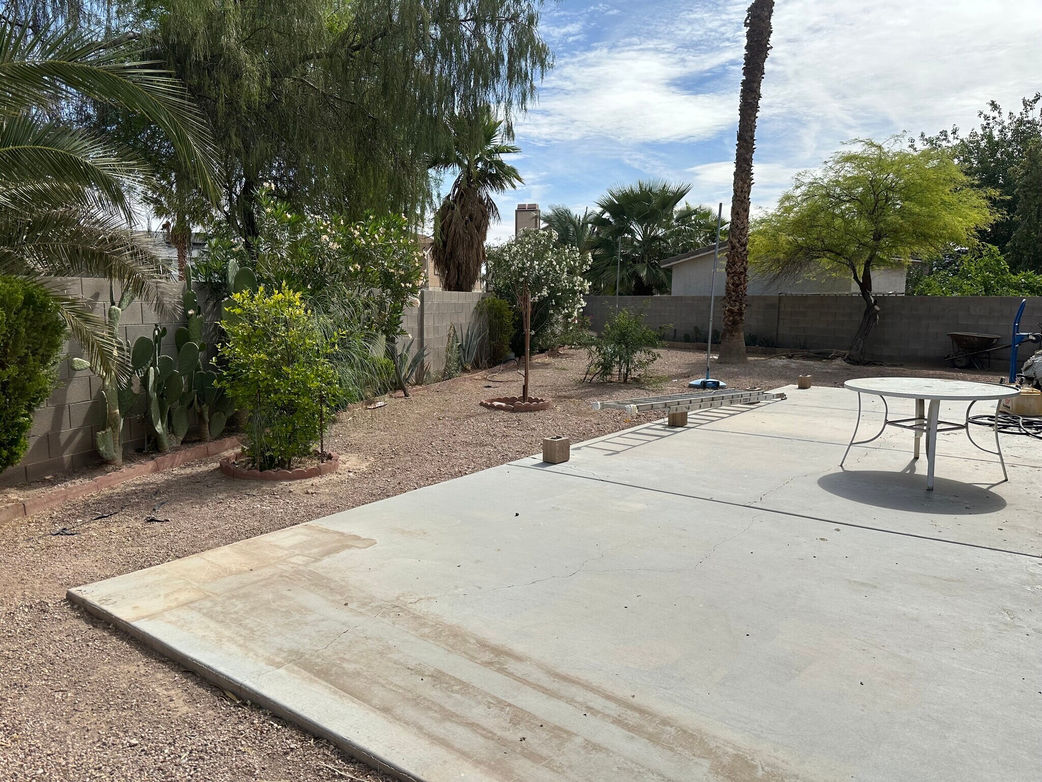 Building Photo - 4160 Country Garden Ave