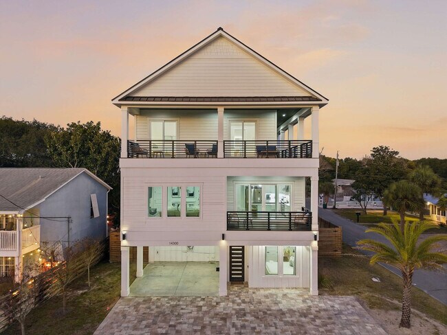 Building Photo - 14300 Millcole Ave