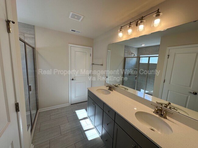 Building Photo - 344 Abbots Ml Dr