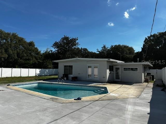 Building Photo - 156 Pinecrest Dr