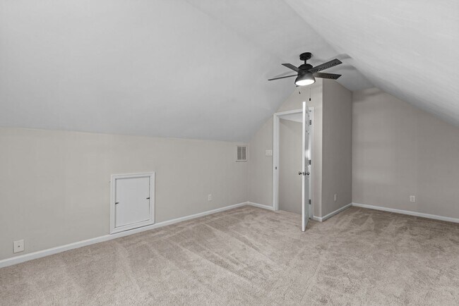 Building Photo - Burbage Grant 4 bedrooms- Ready Now!