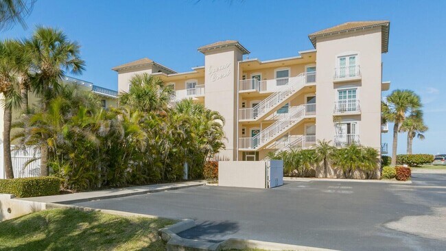 Building Photo - 205 6th Ave