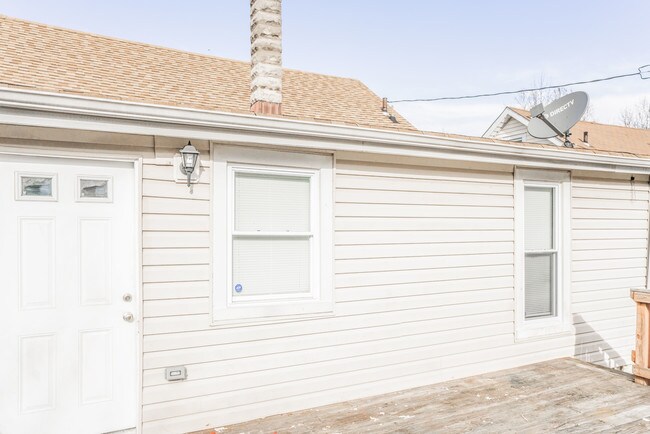 Building Photo - 4809 Arabia Ave