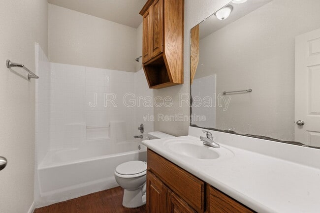 Building Photo - 10007 Amber Cir