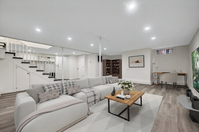 Building Photo - 752 Toll Rd