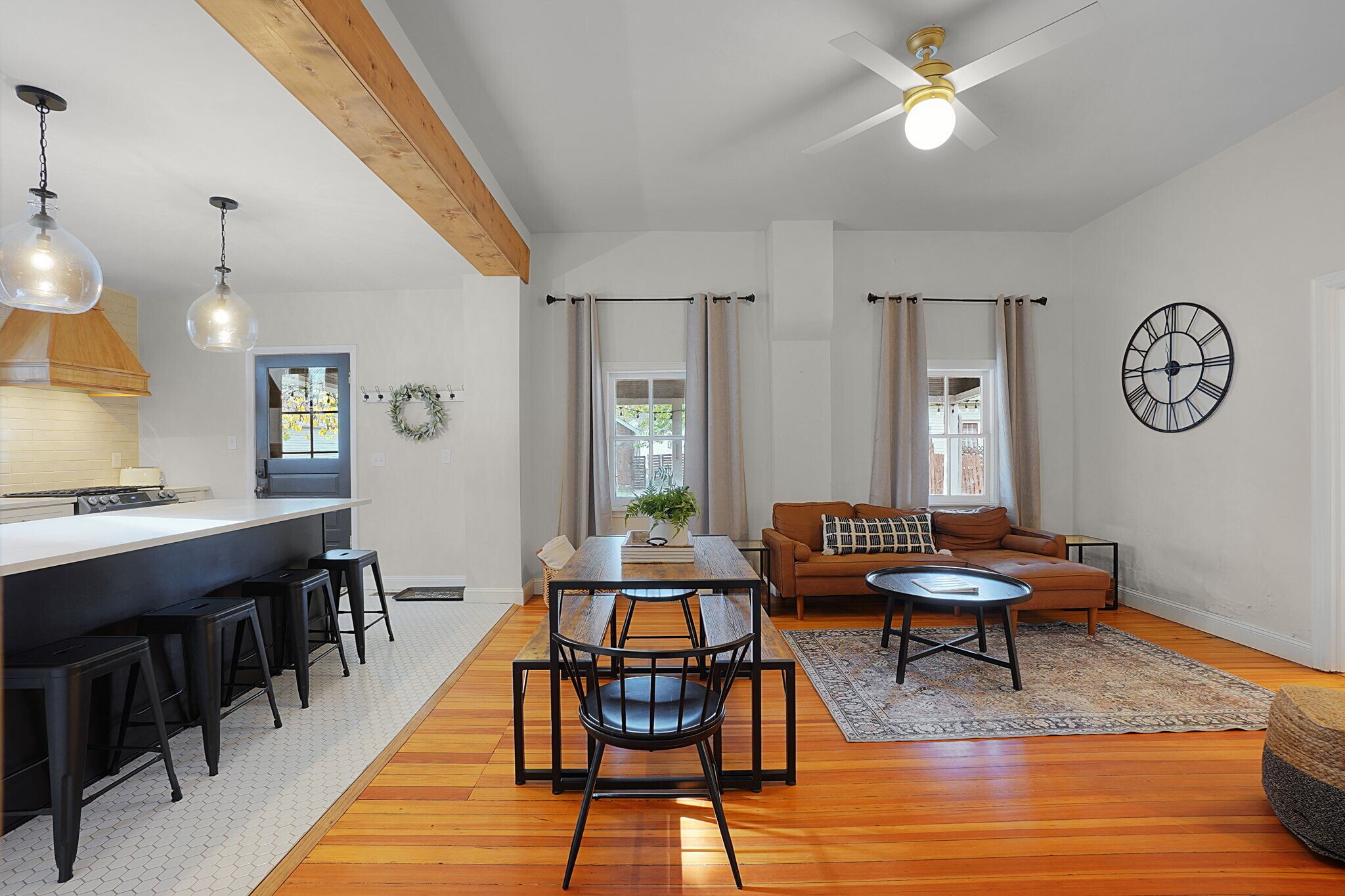 Building Photo - 1015 N 5th St