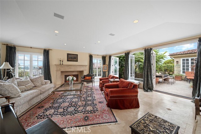 Building Photo - 839 Emerald Bay