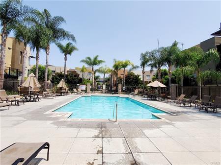 Building Photo - 5401 W 149th Plz