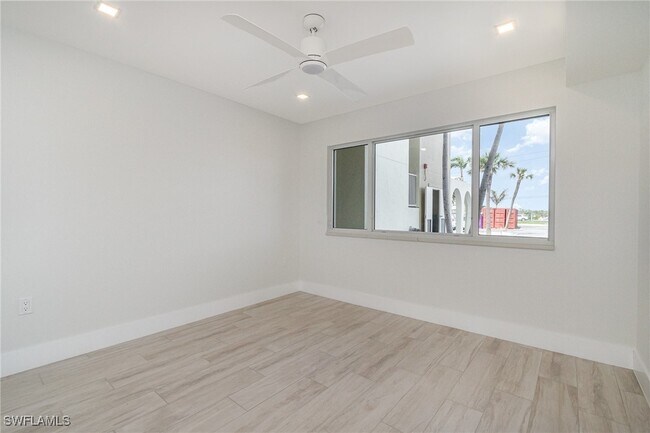 Building Photo - 25870 Hickory Blvd