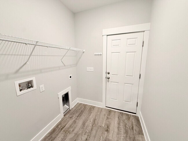 Building Photo - 3-Bedroom Home + Office - Arbor Place