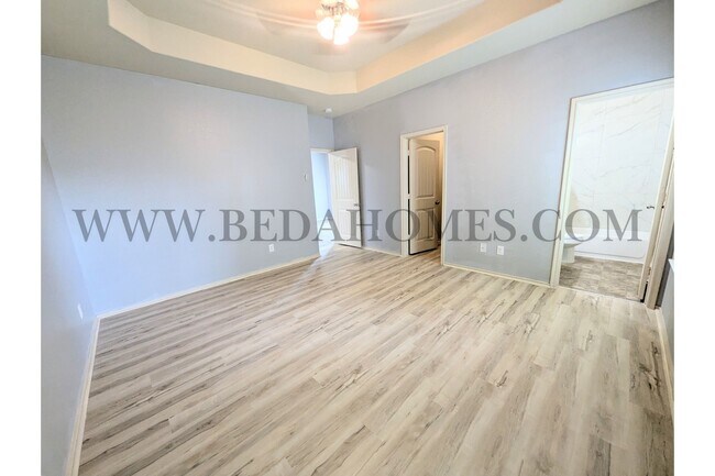 Building Photo - 7880 Galleon Field Ln