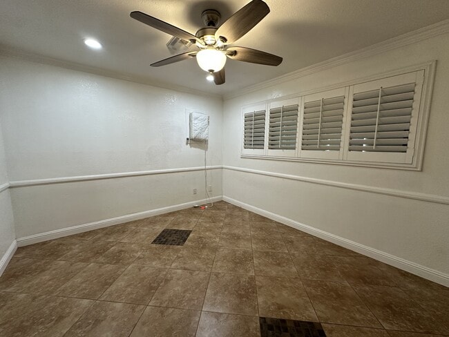 Building Photo - 4611 Harrison St